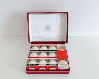 Vintage TITLEIST ACUSHNET GOLF Ball Set In Decorative Box