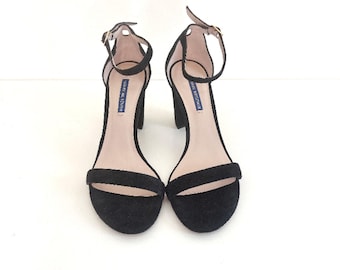 Stuart Weitzman Nearlynude Women's Suede Sandals - 9