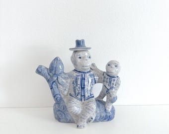 Vintage CHINOISERIE Porcelain MONKEY TEAPOT Blue and White Glazed Crackle Finish