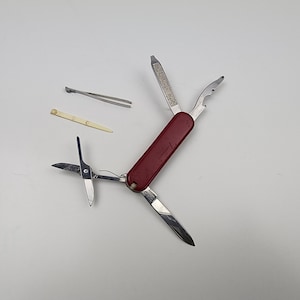 Vintage VICTORINOX Rostfrei Stainless Army Knife in Red Small 2 1/4" SWITZERLAND