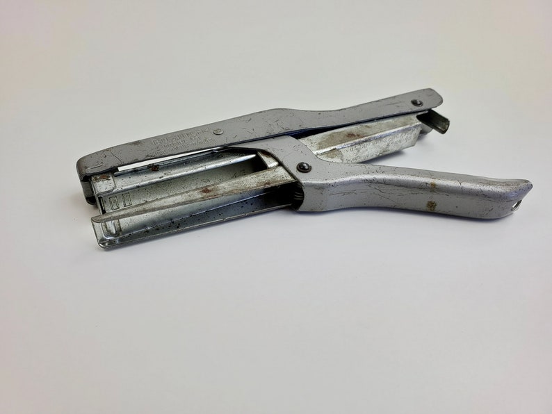 Vintage BOSTITCH Model P3 Hand Held Stapler Use SP19 1/4 Etsy