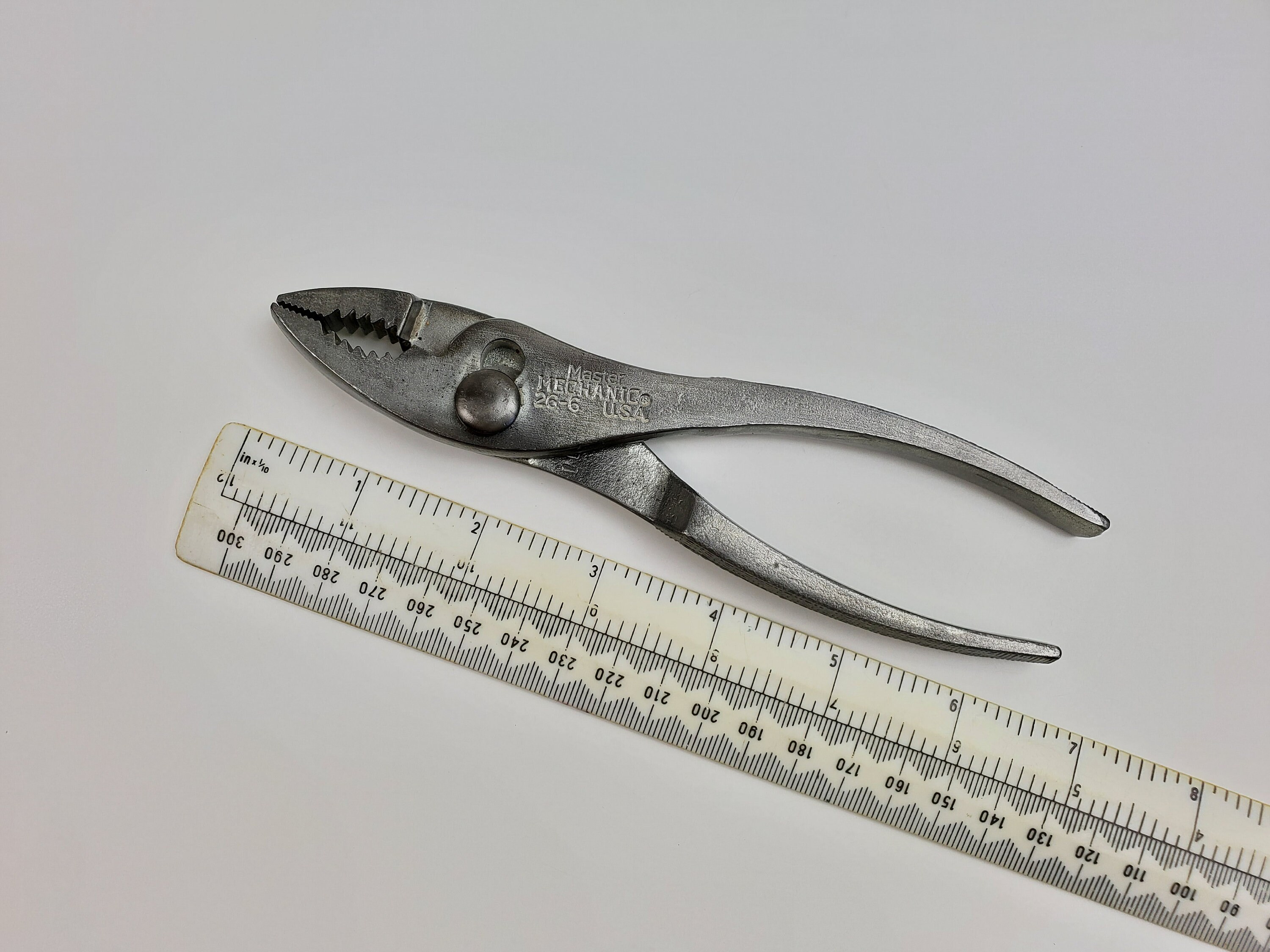 Vintage Sheers Plyers Pliers with Curl Handle 6.75 long