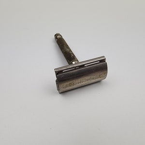 Vintage GILLETTE Safety Razor REG US Pat Off Marked