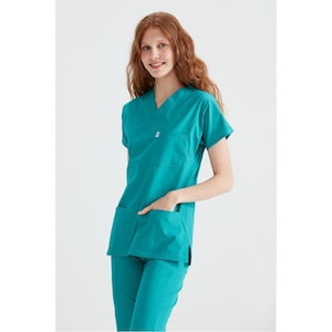 Operation Green Color Scrub Set, V Neck Nurse Scrub, Women&#39;s Scrub Set, Scrub Uniform, Nurse Dress, Medical Uniform, MOODA0091