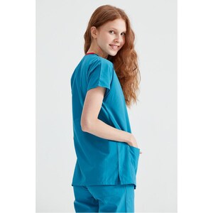 New Green Color Scrub Set, V Neck Nurse Scrub, Medical Scrub, Women&#39;s Scrub Set, Scrub Uniform, Nurse Dress, Medical Uniform, MOODA1021