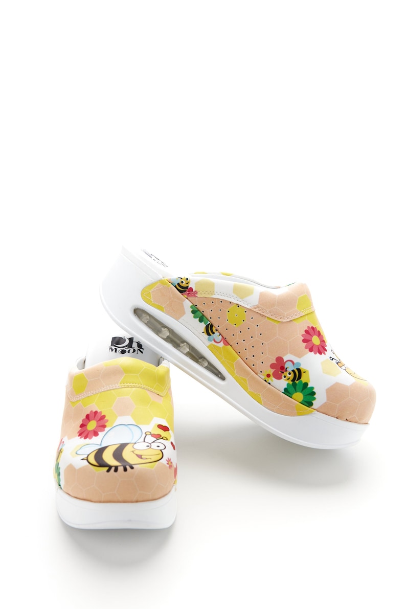 Women's Bee Patterned Air-Max Orthopedic Comfortable Hospital Medical Nurse Clogs, Dentist Nurse Doctor Gift, MOODA0057 image 1