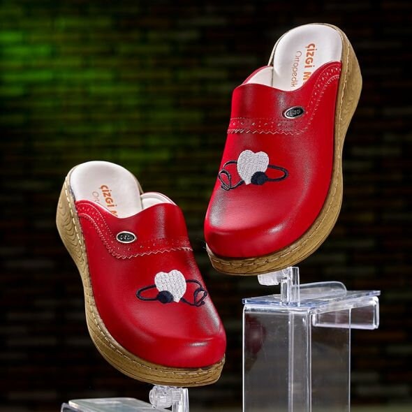 wide womens ankle boots
