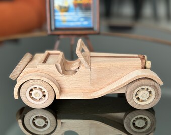 Wooden  Handmade Car Healthy Toys For Kids,Toddlers Customizable Toys For Children