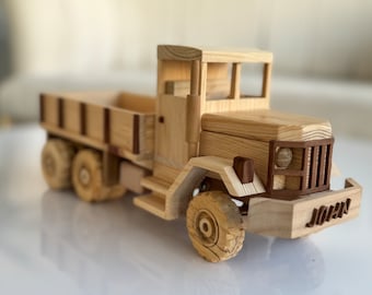 Kundenspezifisches LKW-Spielzeug - Handgefertigter großer Spielwagen aus Holz mit Stoßdämpfer, langlebiges, umweltfreundliches Kinderspielzeug, perfektes Geschenk für Kinder