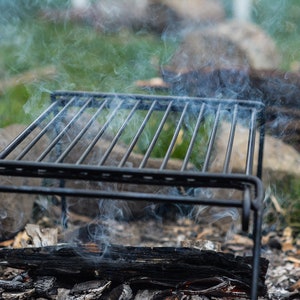 Bushcraft Grill with Canvas Carrying Case, Portable, Easy to Carry. Camping Grill, Campfire cooking, Bbq, garden Outdoor