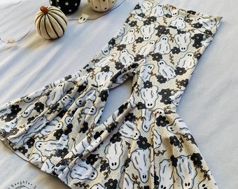 Ghosts & Flowers Halloween baby- en peuterbroekje | Wit, blauw, grijs, oranje | Halloween-outfit voor peuters | Griezelige babe | Wijd uitlopende broek