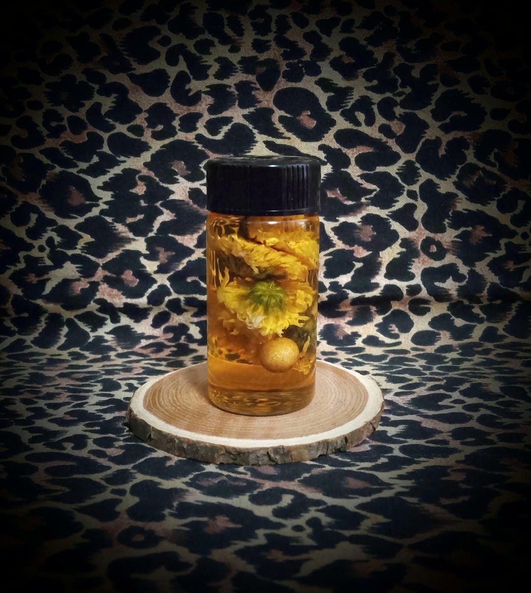 Saint Expedite | Ritual Oil | Perfume Alchemist | Catholic Conjure ...