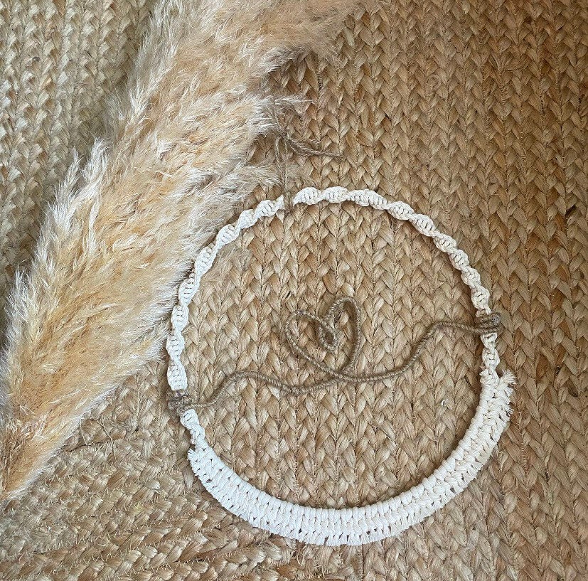 Décoration Murale en Macramé et Corde