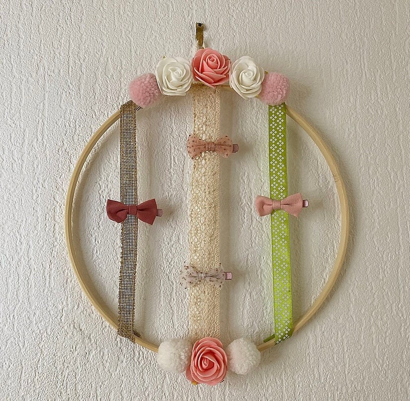 Porte Barrettes Ruban et Dentelle
