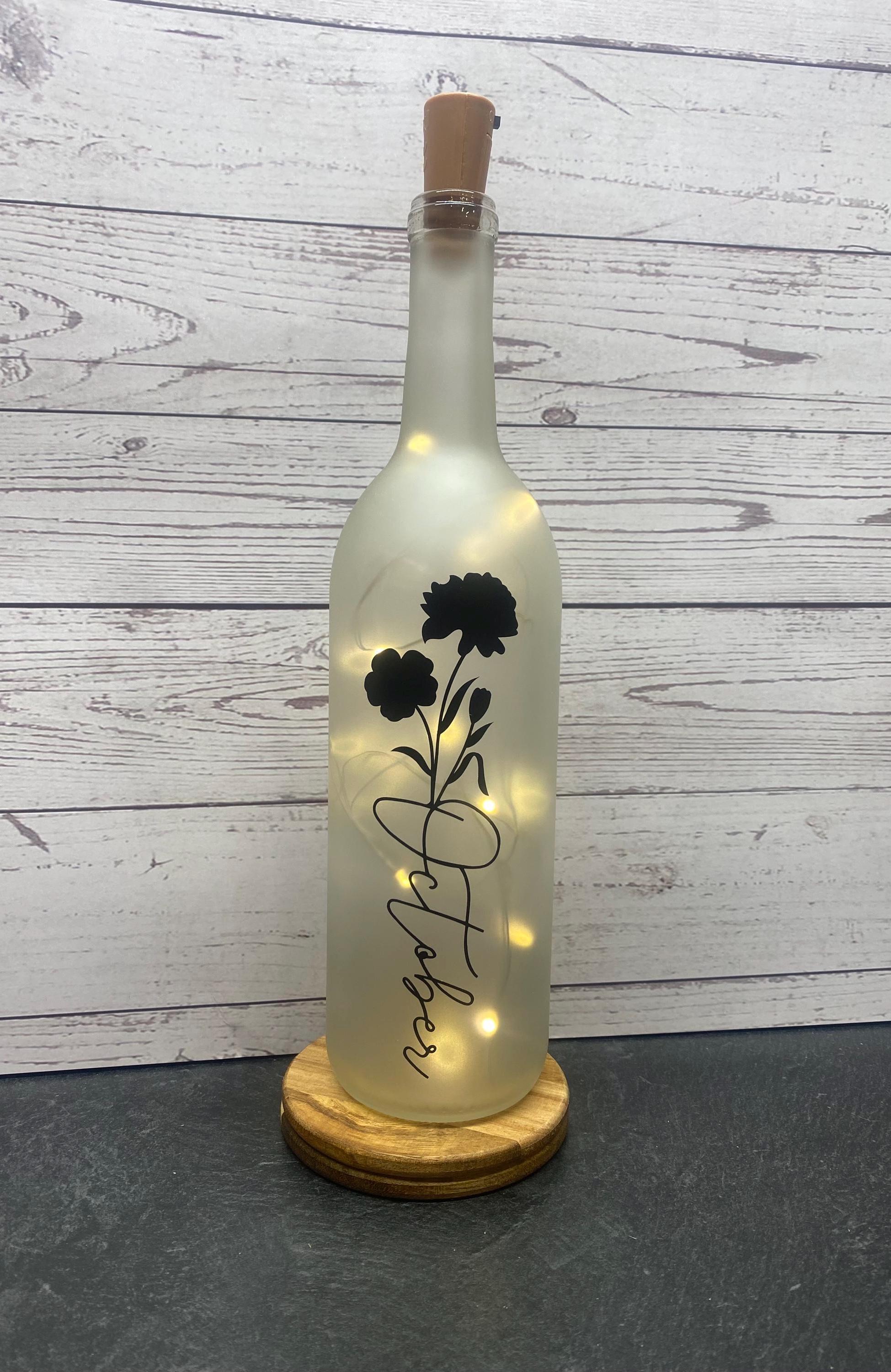 Birth month flower lighted wine bottle, birthday flower, mom gift, sister gift, Christmas gift, decorated wine bottle