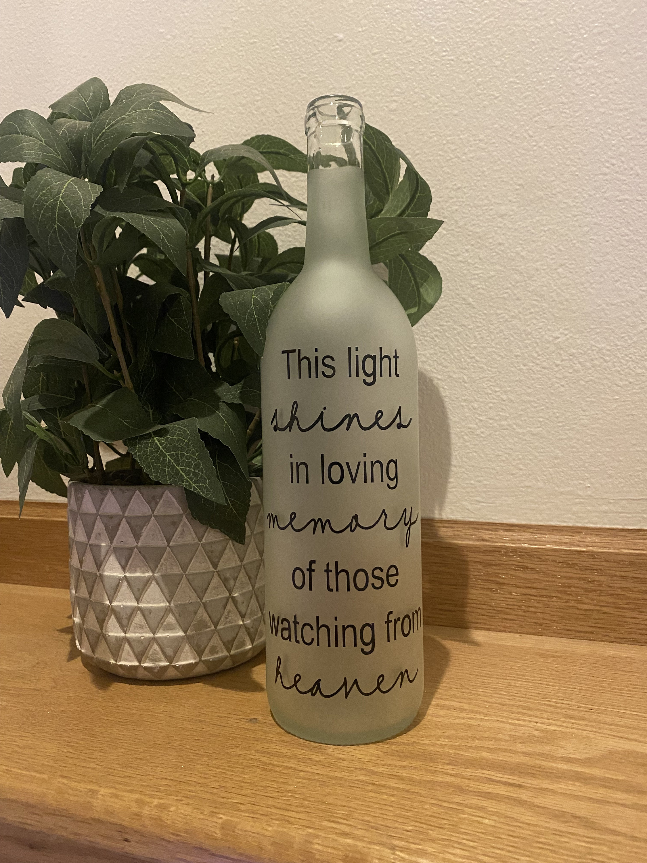 This light shines in loving memory of those watching from heaven. Lighted wine bottle, wedding memorial, In memory of, wedding tribute - Thumbnail 2
