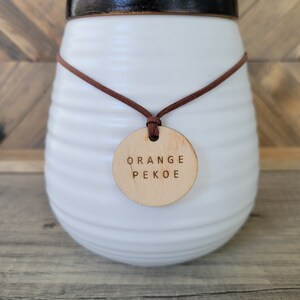 Étiquettes de thé gravées au laser personnalisées - Étiquettes de café gravées, étiquettes circulaires, lanières de cuir, cadeaux de Noël, cadeau de fête des mères, cadeau de maman, décoration de café