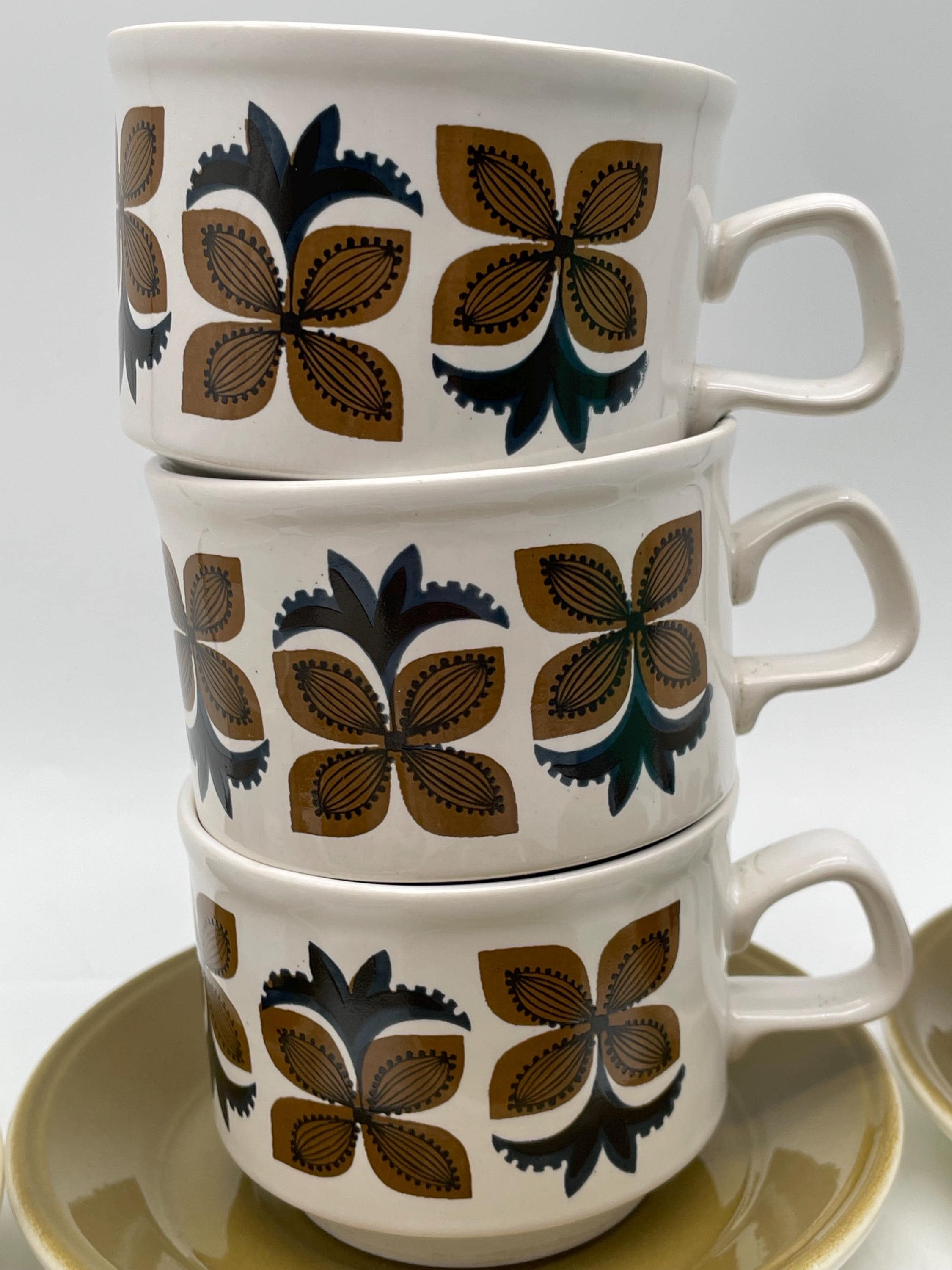 Vintage Staffordshire Potteries Ironstone 6 Teacups and Saucers