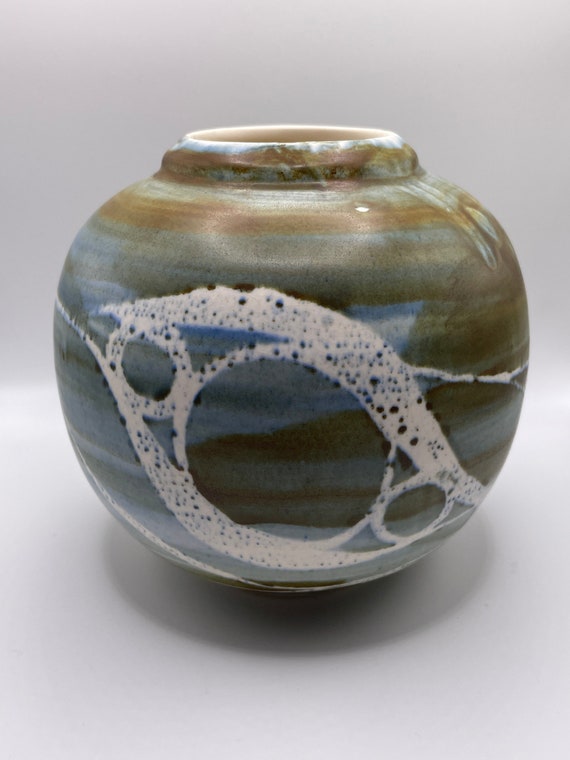 Vintage Aviemore Pottery Scotland Wax Resist Vase. Etsy UK