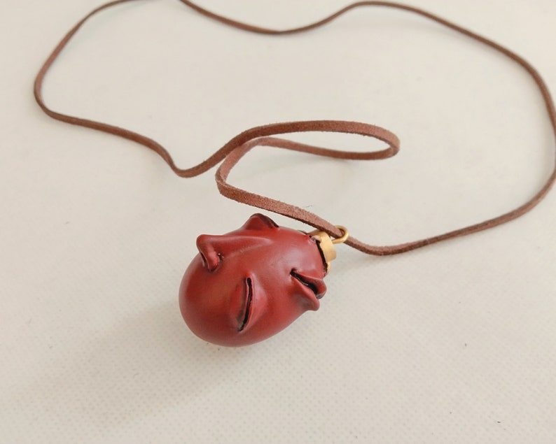 Collana periferica del gioco Berserk creativo, collana fatta a mano con l'uovo del re, collana con ciondolo cosplay anime unica, regalo di Halloween immagine 5