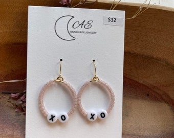 Girls pink XOXO earrings