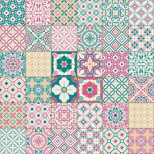 Op de afbeelding: Een naadloos patroon van 25 kleurrijke vierkante tegels met ingewikkelde geometrische ontwerpen in tinten roze, teal, goud en wit.