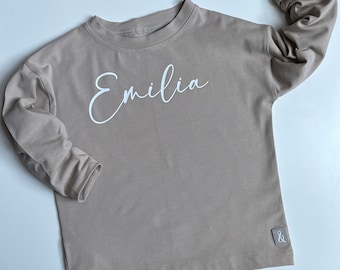 Namensshirt, Langarmshirt mit Name, personalisiert, Oversizeshirt, Shirt mit Name