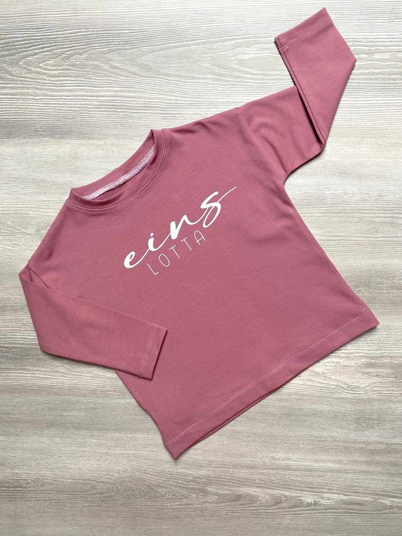 Geburtstagsshirt, Langarmshirt mit Name und Zahl, Geburtstag Altrosa