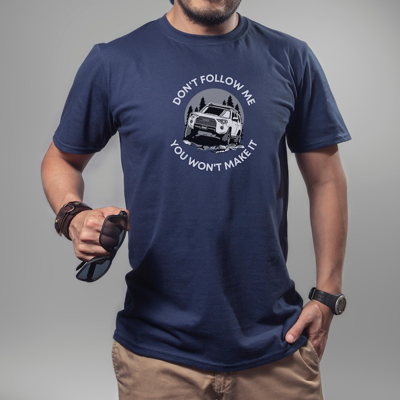 Toyota 4runner shirt, unisex 4runner tee, 4x4 Toyota T-shirt, dames Toyota shirt, heren Toyota shirt, overland shirt Navy