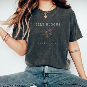Comfort Colors It Ends With Us Shirt, Lily Blooms Floral Shop, Colleen Hoover, COHO, Trendy Shirt, Bookish Gift, Bookish, Minimalist
