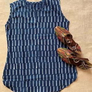 Women’s SMALL Sleeveless TOP TUNIC Indian Jaipur Handmade Block Print in Organic Cotton, size - small; Summer spring clothing; gift for her