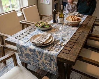 JCPenney Home Collection Camino de mesa de algodón Toile de Jouy azul 58x20 Pastoral