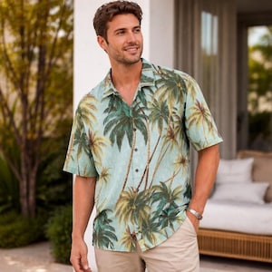 Tommy Bahama Mens Large 100% Silk Palm Tree Tropical Camp Shirt Light Blue L image 1