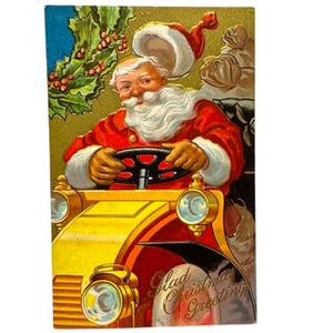 Antieke kerstman uit 1910 rijdt in een hot rod-postkaart met reliëf erop