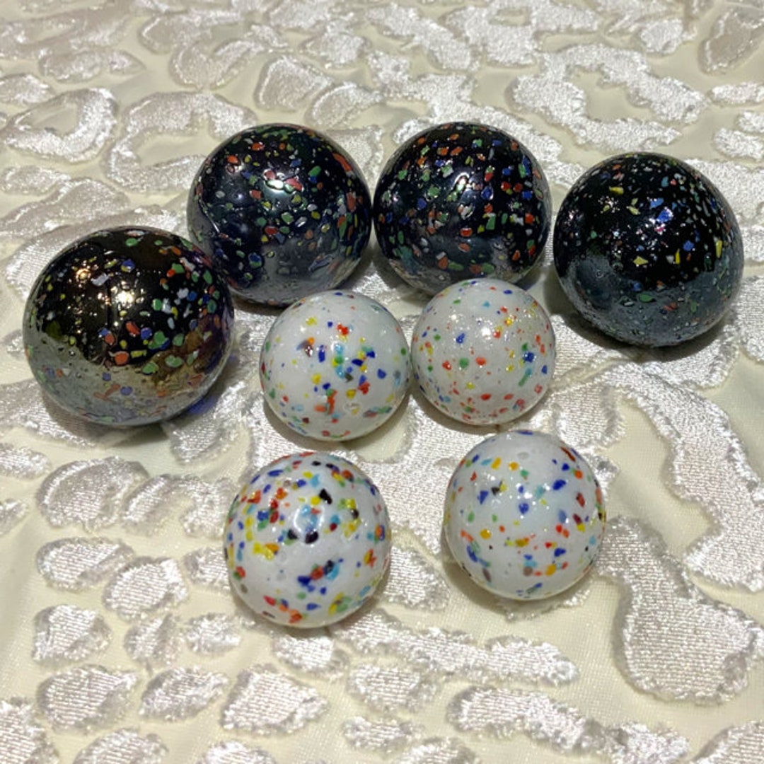 8 Vintage Speckled Marbles Four Blue 30mm and Four White 24mm Etsy