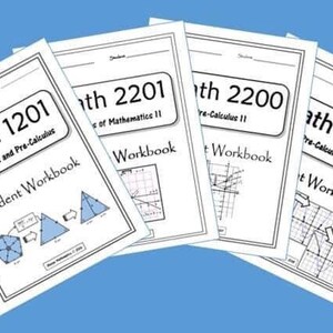Peut inclure: Quatre cahiers d'exercices blancs avec du texte et des graphiques noirs. Les cahiers d'exercices sont intitulés "Math 1201 Foundations and Pre-Calculus", "Math 2201 Pre-Calculus 11", "Math 2200 Pre-Calculus 11", et "Math 3200 Pre-Calculus 12".