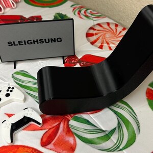 SleighStation Gaming Prop for Your Christmas Elf – TV, Controllers, Gamer Chair