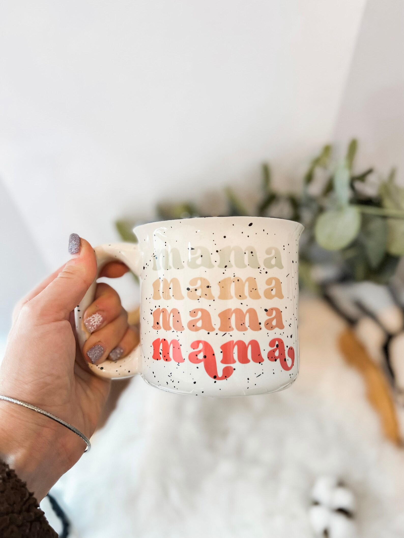 Ceramic mug is the best gift for her to always remember you when she drinks coffee every morning.