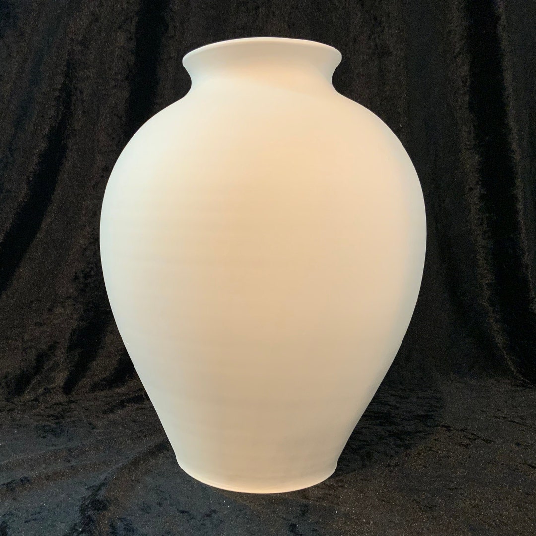 Short Round Pot,ceramic Bisque Vase, Ceramic Pottery Vase, Unpainted