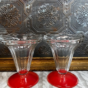 Vintage Dessert/ Ice Cream Arcoroc-Luminarc Glasses