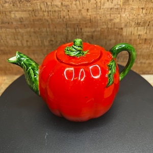 Maruhon Tomato Ware Teapot