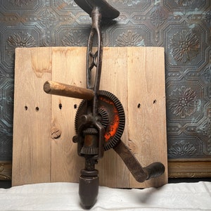 Goodell Pratt 1896 chest/knee hand drill