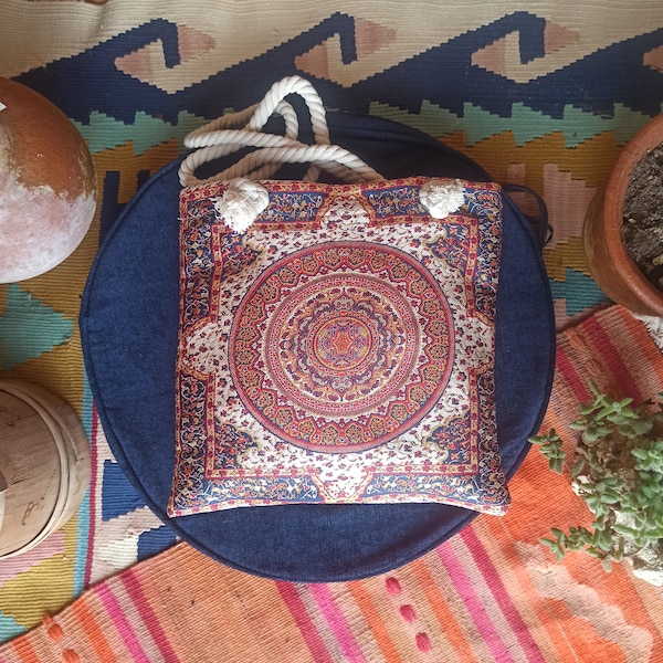 Kilim Bag, Cute Messenger Bag, Laptop Tote Bag, Boho Bag, Beach Bag, Carpet Bag, Vegan Shoulder Bag, Sling Bag, Kilim Fabric,Festival Outfit