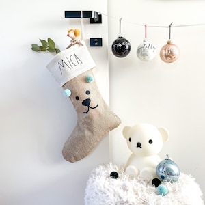 Nikolausstrumpf Bär mit Namen personalisierte Nikolaus Socke JIPPIE BEAR SOCKS Weihnachtsstrumpf Weihnachtsgeschenk Bild 1