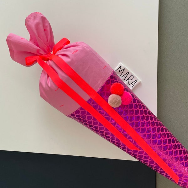 Schultüte mit Namen aus Stoff | Zuckertüte für Mädchen Personalisierbar „JIPPIE MERMAID" Meerjungfrau glitzer pink/coral