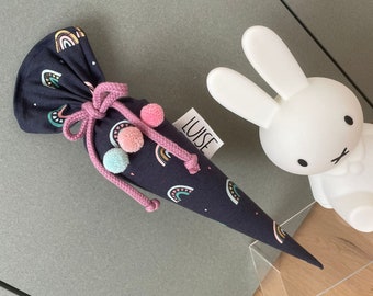 Geschwistertüte Kindergartentüte Vorschultüte mit Namen aus Stoff | Zuckertüte für Mädchen Personalisierbar „JIPPIE Rainbow“