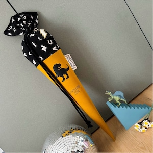 School cone with name made of fabric | Candy cone for boys Personalizable &quot;YIPPIE T-REX&quot; Dinosaur Schoolchild