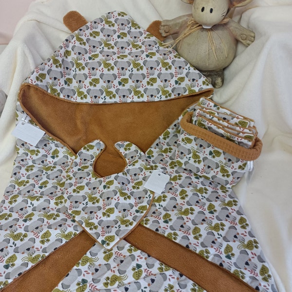 Koala bath cape in cotton and bamboo with wipes and bib of your choice for baby