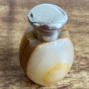 Antique Victorian Solid Sterling Silver topped Onyx Marble Barrel Scent Bottle 1887