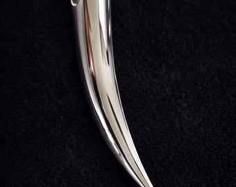 Bespoke Jewelry Design – Custom Engagement Ring (Commissioned Example)